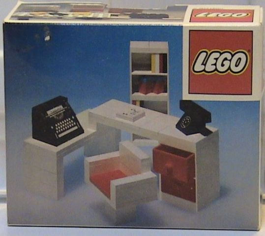 Secretary's Desk image 2