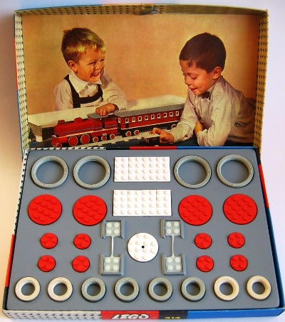 Large & Small Wheels & Turn-Table image 2