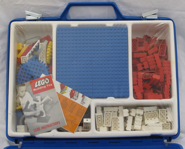 Velveeta Set No. 4 with Carrying Case