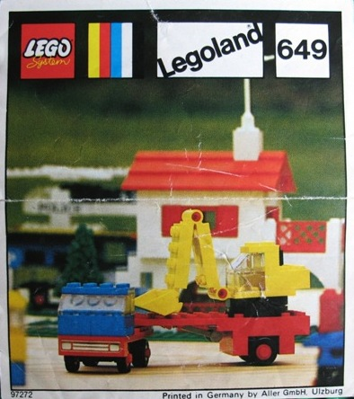 Low-Loader with Excavator image 2