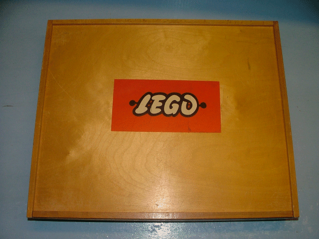 Empty Kindergarten LEGO Box