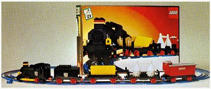 12V Freight Train and Track image 3
