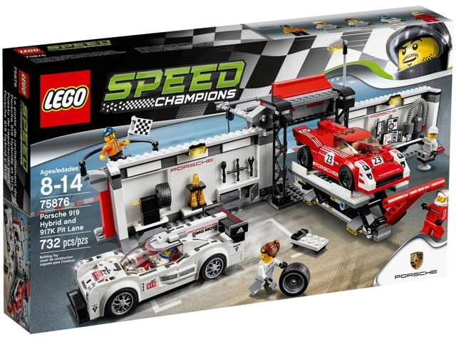 Porsche 919 Hybrid and 917K Pit Lane