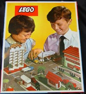 Town Plan - UK, Cardboard box image 2