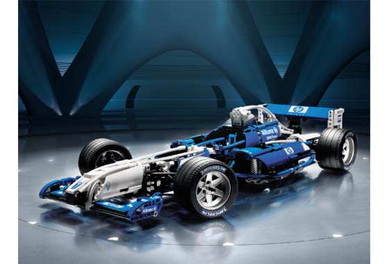 Williams F1 Team Racer image 2