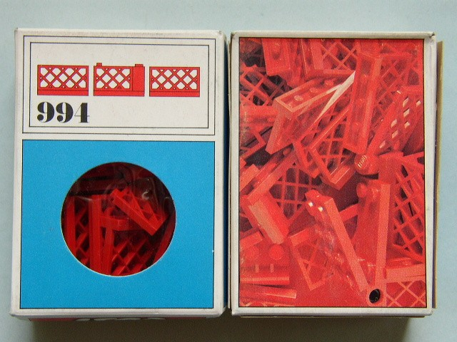 LEGO fences with garden gates
