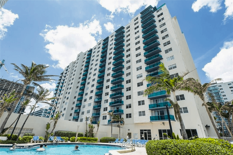 Legria - Sunny Isles - Interior 5