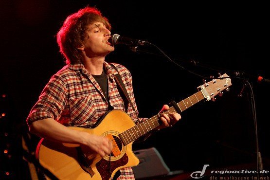 1. April live auf der Musikmesse: PLUS