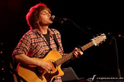 1. April live auf der Musikmesse: PLUS