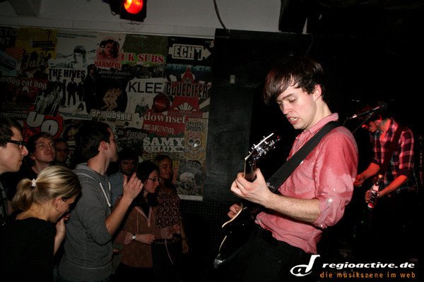 Fotos und Bericht: The Bishops live im Café Central in Weinheim