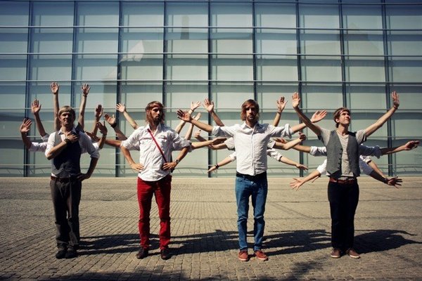 Listen To Polo zeigen neues Video und nennen Tourdaten