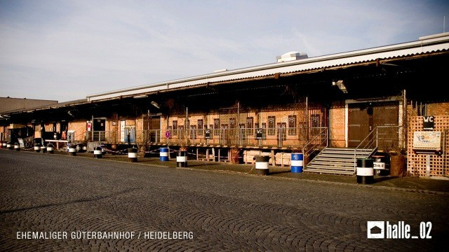 Außenansicht der Halle02, einer ehemaligen Lagerhalle.