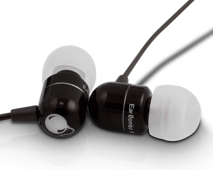 Adam Hall vertreibt EarBombz von MultiSonus Audio