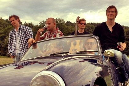 Mitten in der Nacht feiern beim Schlossfest 2012 in Mannheim