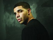 Drake brennt in der König-Pilsener Arena Oberhausen ein Feuerwerk ab