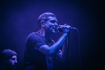 Doppeltrauer - Fotos von The Twilight Sad als Support von The Cure live in Frankfurt 