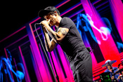 Die Red Hot Chili Peppers machen die Festhalle Frankfurt so richtig scharf