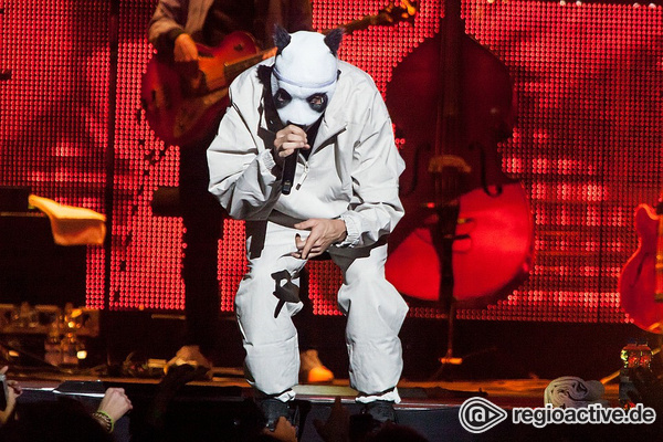 Mit Maske, aber anders - Rapper Cro zeigt sich in der Frankfurter Festhalle gereift 