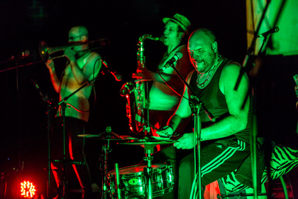 Ska-tastisch: Bilder von Dr. Aleks & The Fuckers live beim 6. Mannheimer Winteraward 2017