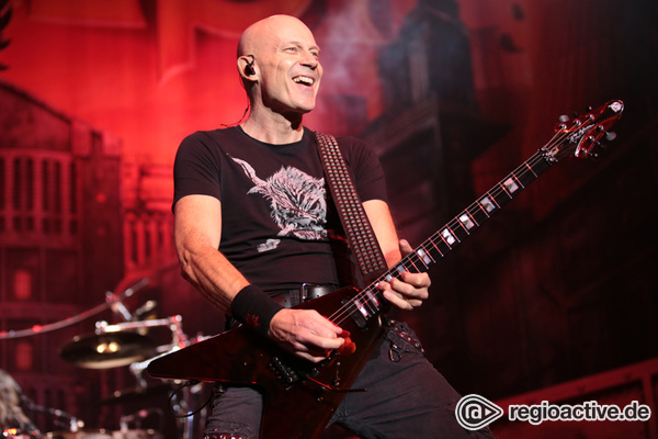 Durchaus akzeptabel - Live-Fotos von Accept als Support von Sabaton live in Frankfurt 