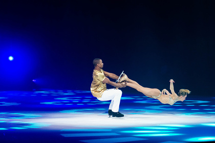 Alles neu - Fotos der neuen Show von Holiday on Ice live in der SAP Arena in Mannheim 