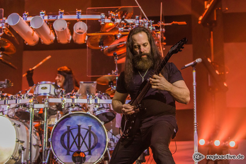 Dream Theater live in Düsseldorf 2017