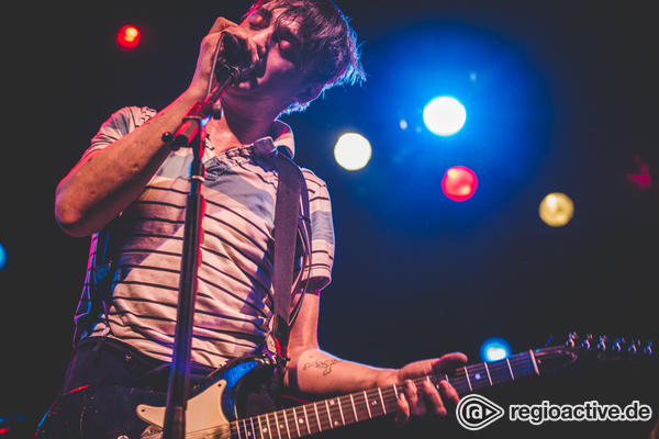 Nahe am Eklat - Zu spät: Fotos von Peter Doherty live in der Batschkapp in Frankfurt 