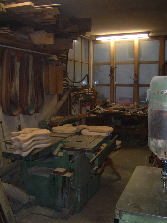 Die Werktatt von Magnus Guitars aus Weinbach im Taunus