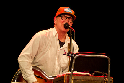 Verlässlich anders - Lambchop zeigen im Capitol Mannheim neue Facetten und alte Stärken 