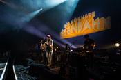 Bilder von Die höchste Eisenbahn als Opener von AnnenMayKantereit live in Frankfurt