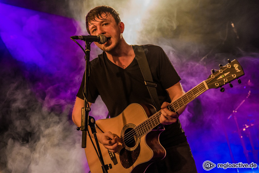 Fotos: SHAWN. live bei NewcomerTV in Oberursel 2017