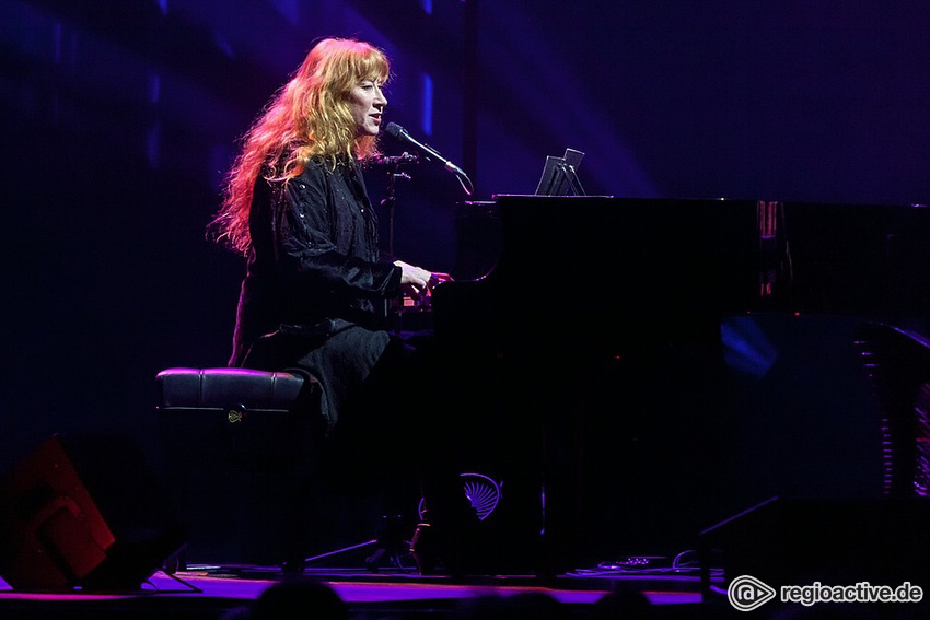 Loreena McKennitt (live in Mannheim 2017)