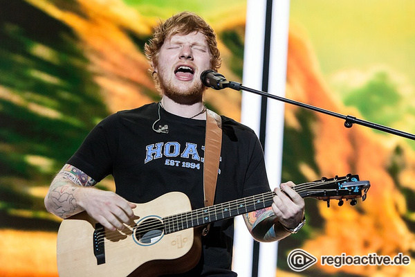 Die unendliche Geschichte hat ein Ende - Ed Sheeran: Konzert aus Düsseldorf in die Veltins-Arena nach Gelsenkirchen verlegt 