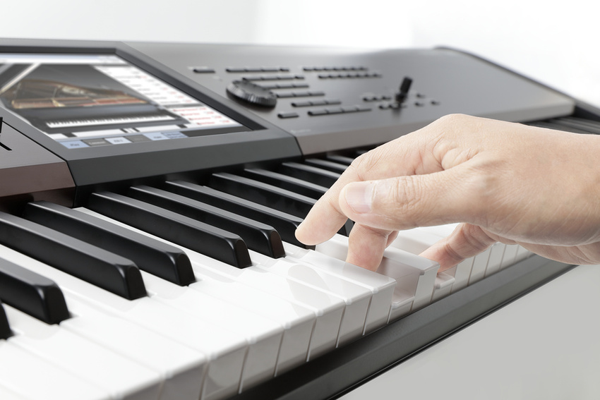 Extrem einfach bespielbar: KORG KRONOS LS Music Workstation