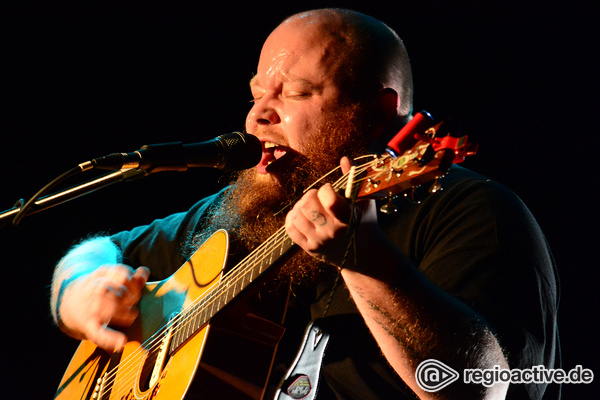 Mit Leib & Seele - Intensiv: Live-Fotos von Andreas Kümmert in der halle02 in Heidelberg 