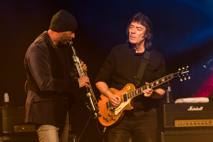 Prog-Gitarrist - Auf ewig Genesis: Fotos von Steve Hackett live im Haus Leipzig 