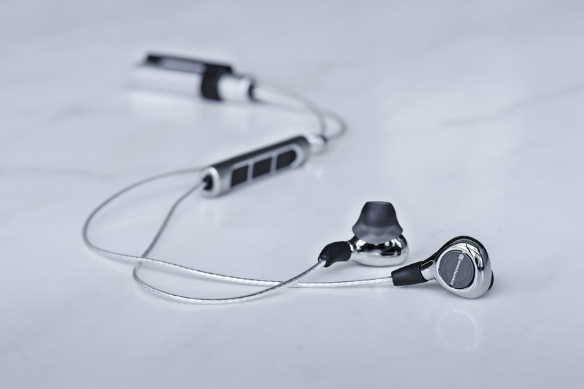 Xelento wireless: beyerdynamic präsentiert den ersten drahtlosen In-Ear-Kopfhörer für Audiophile