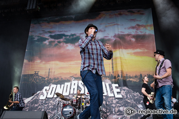 Gute Stimmung - Lehrnfähig: Fotos von Sondaschule live bei Rock am Ring 2017 