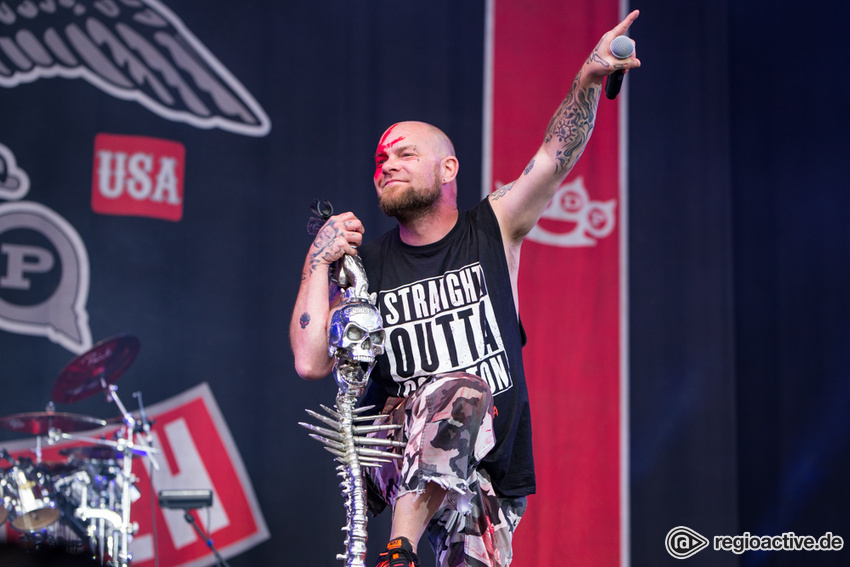 Five Finger Death Punch (live bei Rock am Ring, 2017)