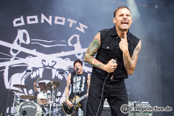 Unerschrocken - Weiter geht's! Bilder der Donots live bei Rock am Ring 2017 