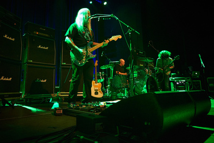 Die anderen 1980er - Stoisch: Live-Bilder von Dinosaur Jr. live im Schlachthof Wiesbaden 