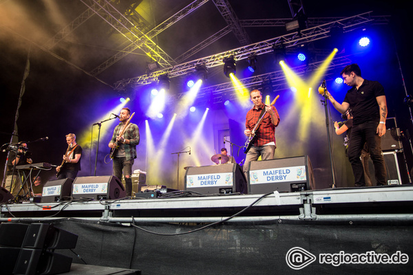 Twinkle, Twinkle - American Football: Zelebrierte Melancholie live beim Maifeld Derby 2017 