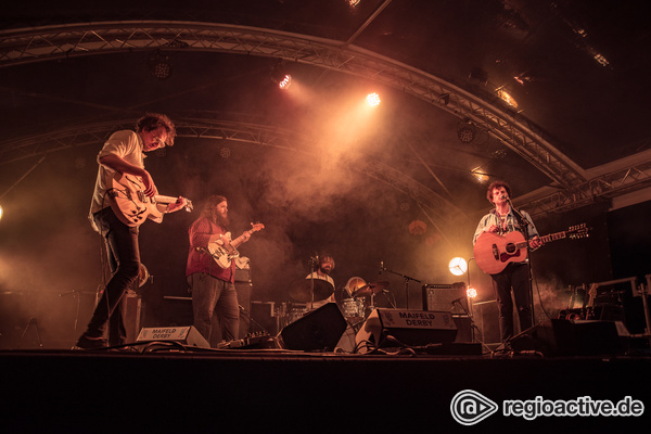 Folk-Singer-Songwriter - Intensiv: Live-Bilder von Ryley Walker auf dem Maifeld Derby 