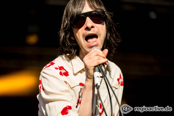 Die coolste Band - Pure Ekstase: Fotos von Primal Scream live auf dem Maifeld Derby 2017 