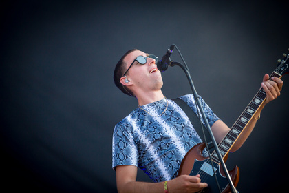 Fesch: Live-Bilder von Bilderbuch beim Southside Festival 2017