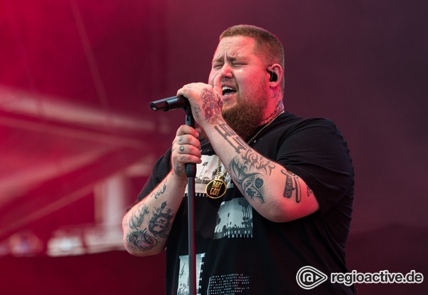 Auch nur ein Mensch - Die Stimme: Fotos von Rag'n'Bone Man live Wireless Festival 2017 