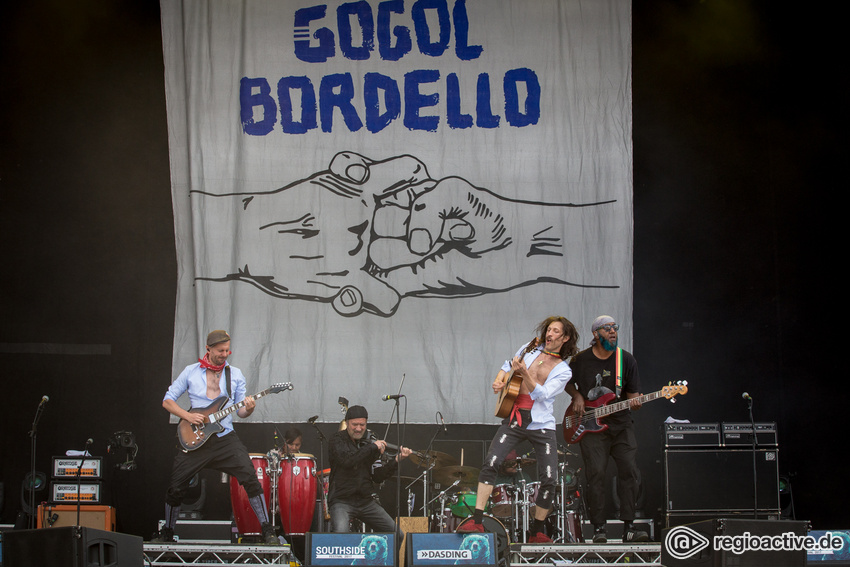 Gogol Bordello (live beim Southside, 2017)