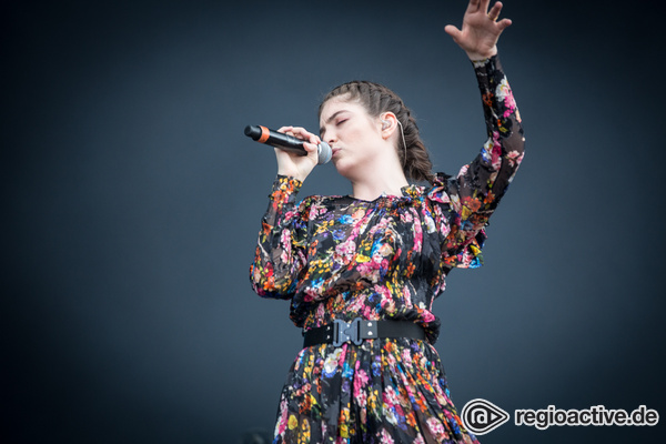 Melodrama: Teenage Edition - Lorde entführt das Kölner Palladium in die aufregende Welt der Aufwachsenden 