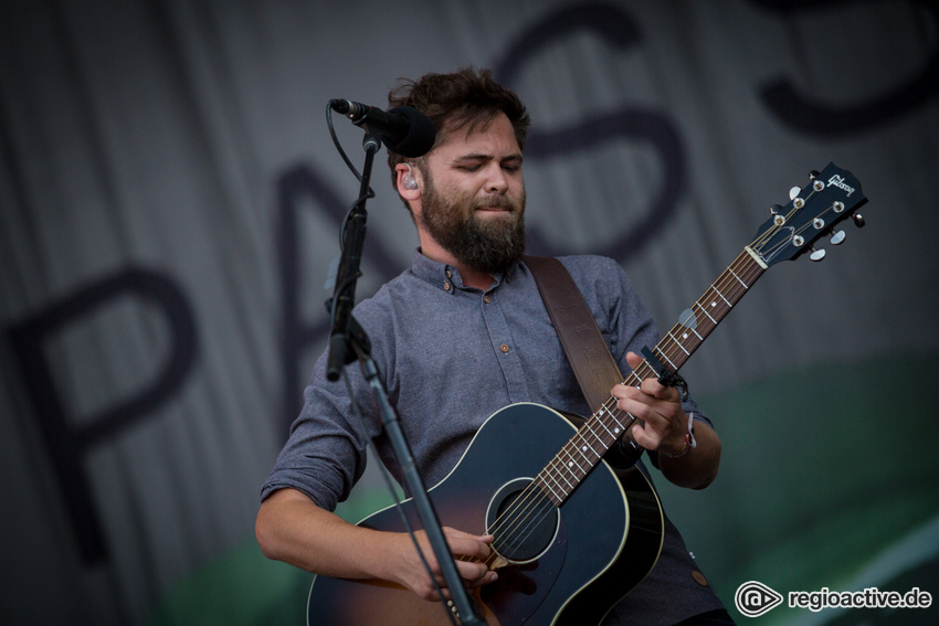 Ein Mann und seine Gitarre - Live-Fotos: Passenger beim Southside Festival 2017 