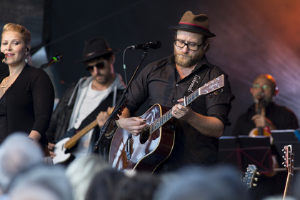 Cover und Originale - Burgsommer Neuleinigen 2018 mit Gregor Meyle, Angelo Kelly und Barclay James Harvest 